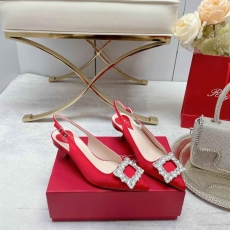 Roger Vivier flat shoes